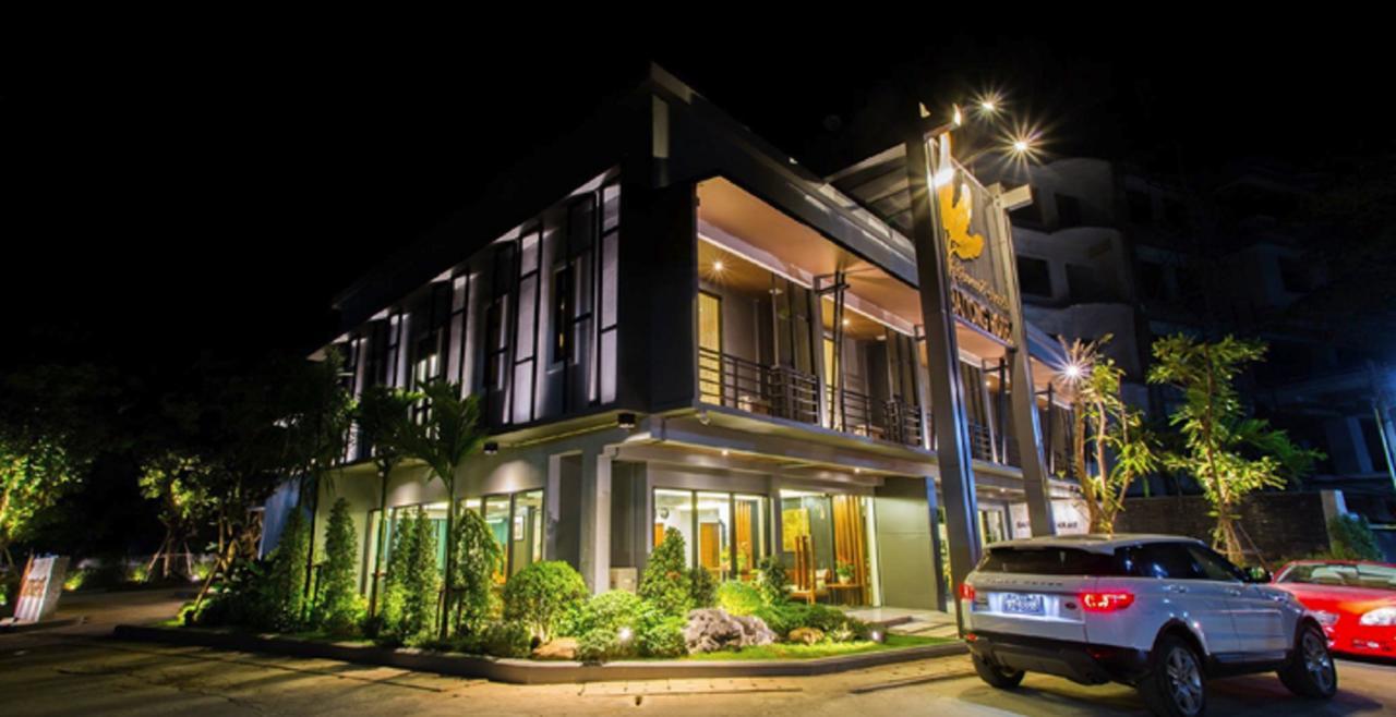 Baitong Hotel Tachilek Ngoại thất bức ảnh